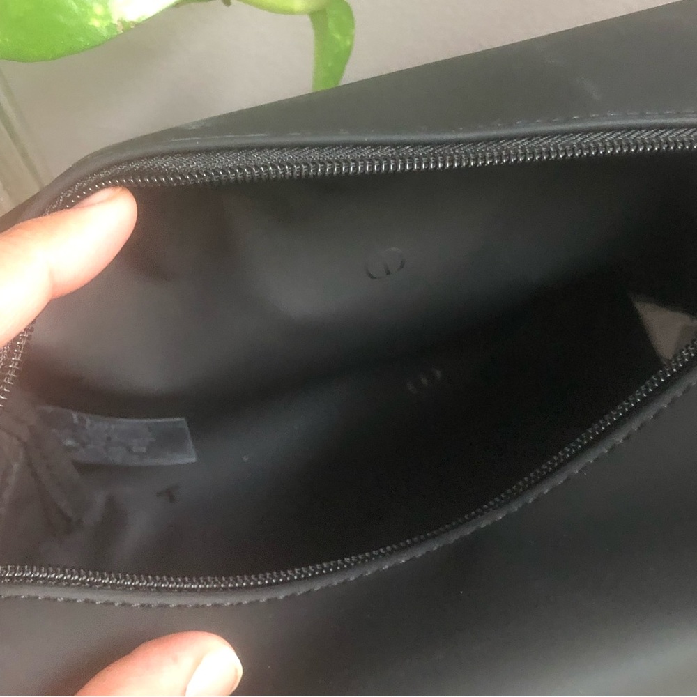 - Dior Pouch Dopp Kit Shaving Kit Black Travel Organizer Case Makeup Bag N… - Picture 14 of 14